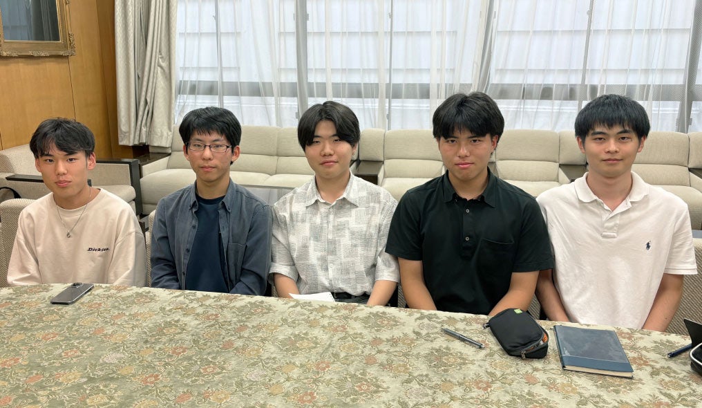 受験を控えた高3の貴重な2時間。5人が真っすぐに、自分の言葉で語ってくれた